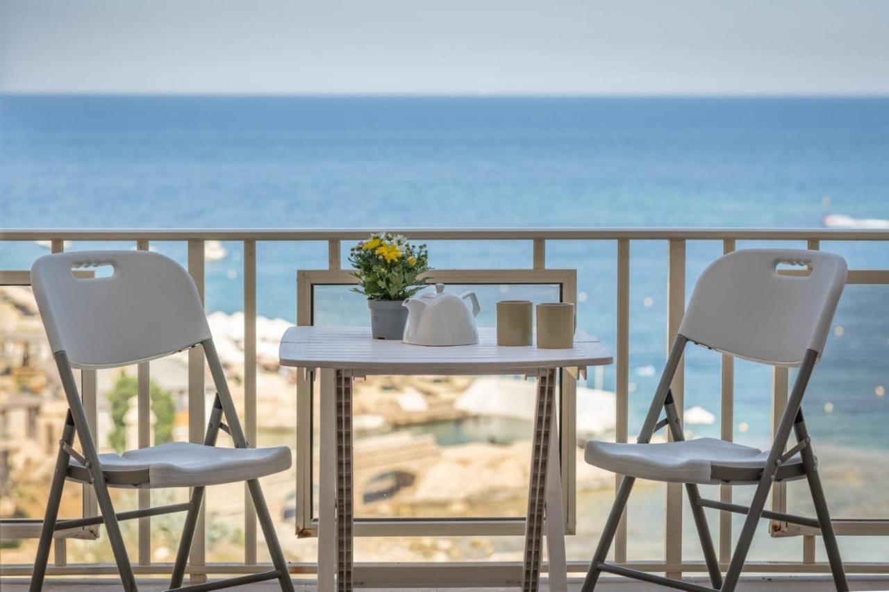 Апартаменты Sea-View Retreat 2 Сент Джулианс Экстерьер фото