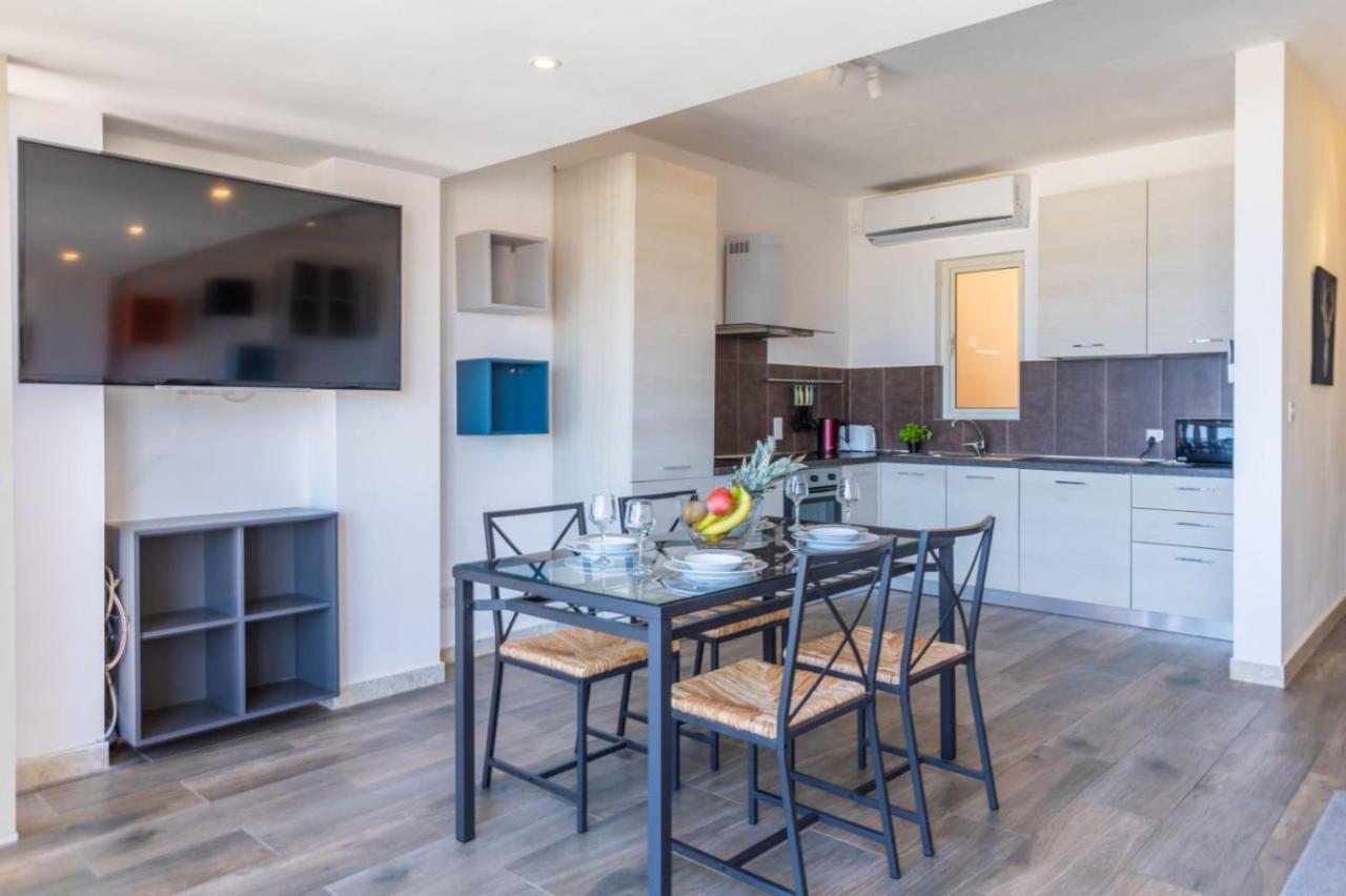 Апартаменты Sea-View Retreat 2 Сент Джулианс Экстерьер фото