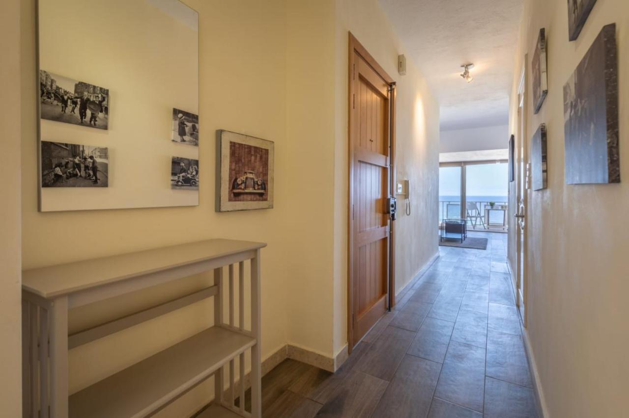 Апартаменты Sea-View Retreat 2 Сент Джулианс Экстерьер фото
