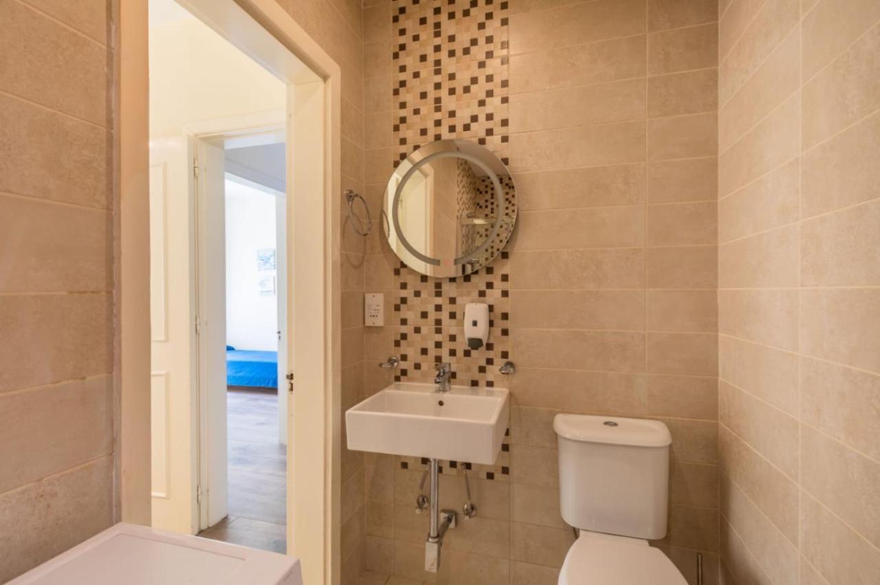 Апартаменты Sea-View Retreat 2 Сент Джулианс Экстерьер фото